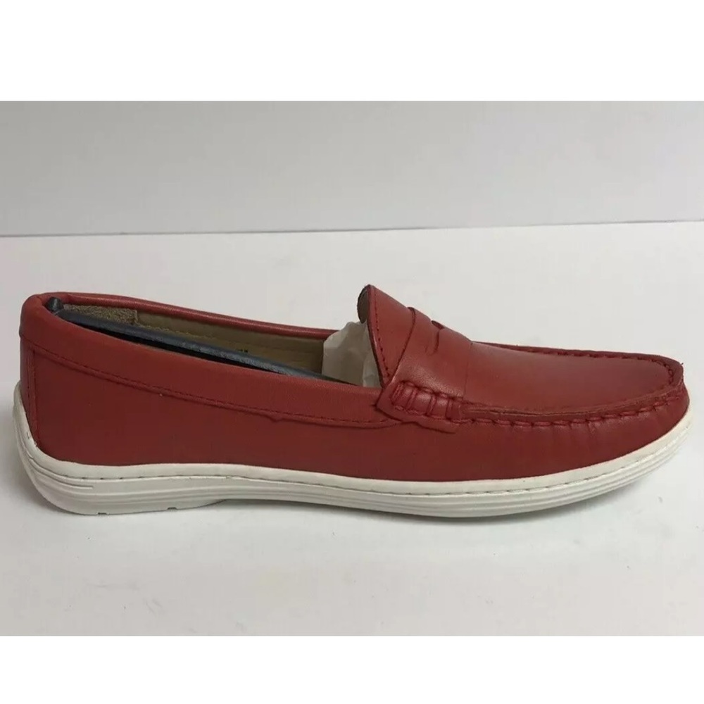 Driver Clubs USA Big Kids’ DC2-Cor Red Slip-On Shoes, Boys’ Size 3 M.